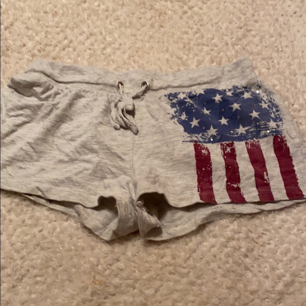 DEB Shorts Size L